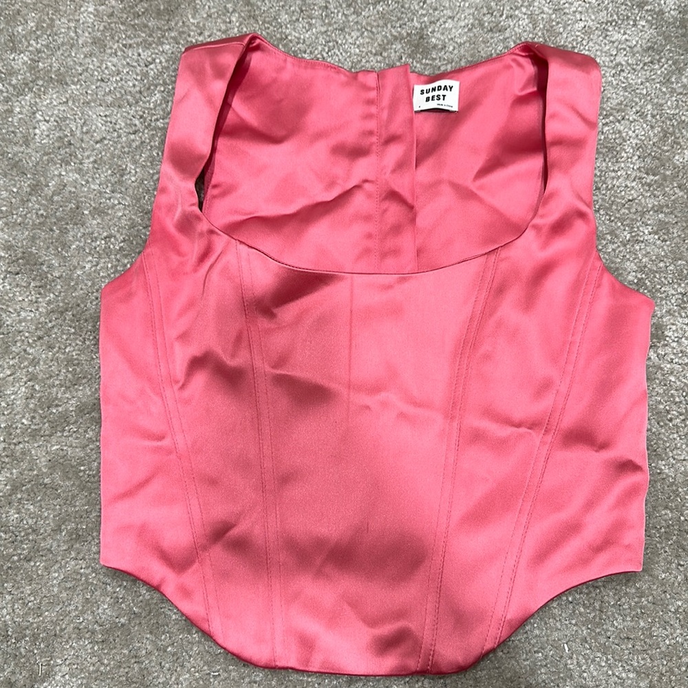 Sunday’s best Aritzia Shiloh satin bustier